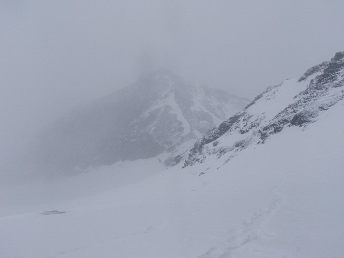 Petite Ciamarella (28).jpg - Le Col Tonini sous le brouillard
